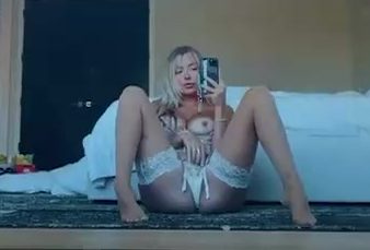 Corinna Kopf Cunt Hook Before Mirror – Onlyfans Leaked